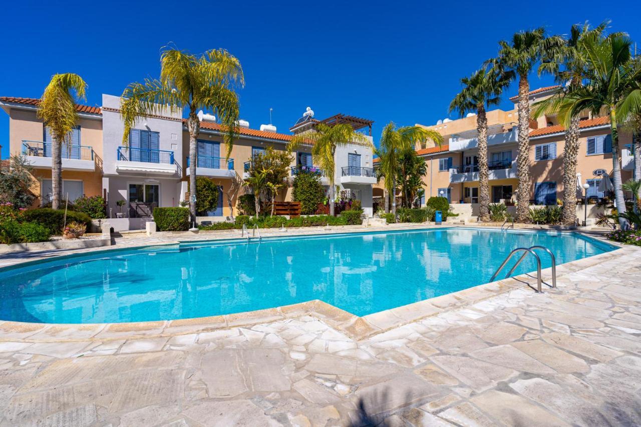 Summer Breeze Holiday Apartment With Pool Pafos Zewnętrze zdjęcie